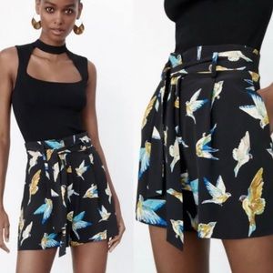 ZARA NWT BIRD/PARROT PRINT HIGH WAISTED SHORTS COLOR:BLUE/BLACK SIZE MEDIUM